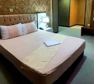 آسمان شهر ساری