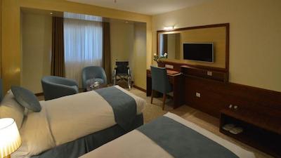 شیرازیس شیراز