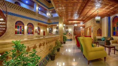 اقامتگاه سنتی درباری