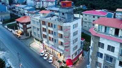 تعطیلات لاهیجان