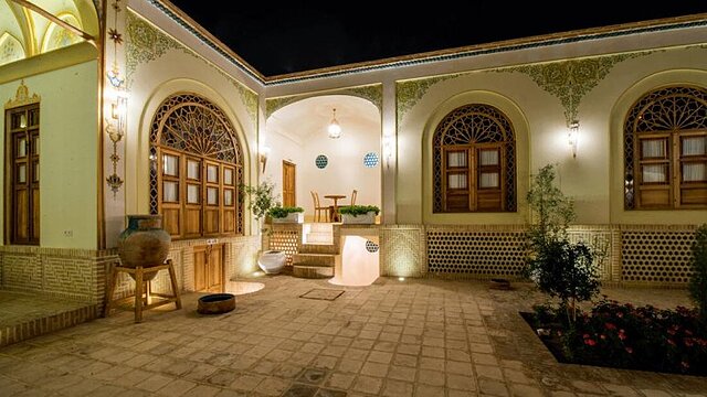 سنتی یاسمین راهب کاشان