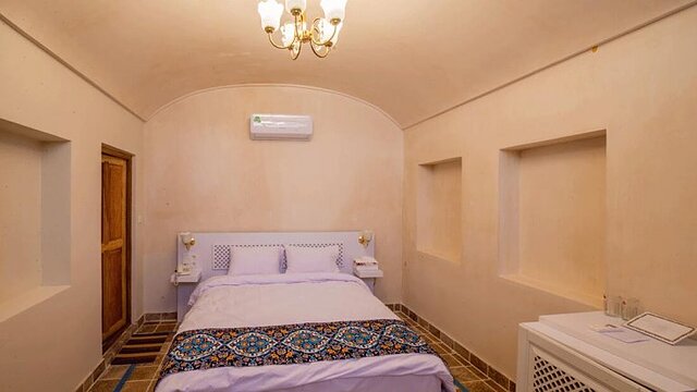 سنتی یاسمین راهب کاشان