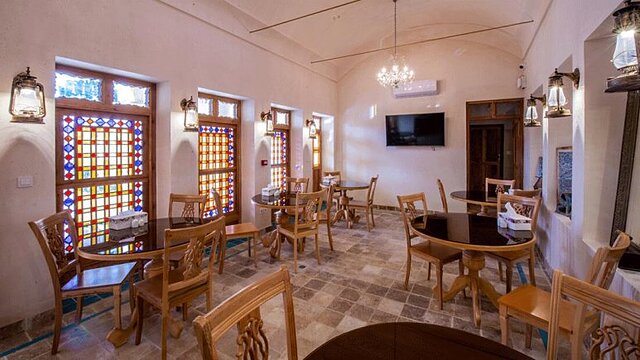 سنتی یاسمین راهب کاشان