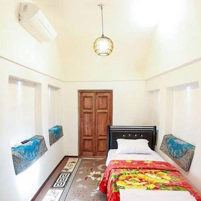 بوم گردی تاج الملوک یزد