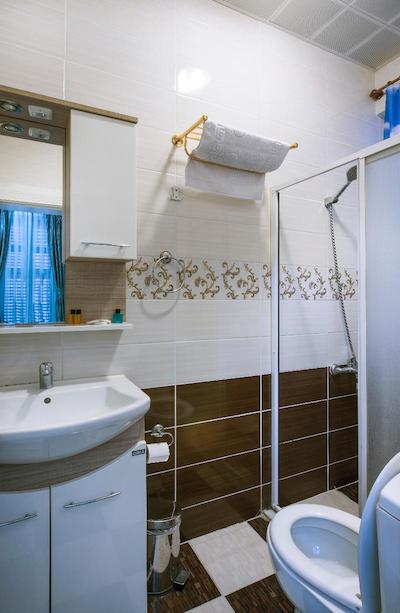 الهمبرا آپارت هتل