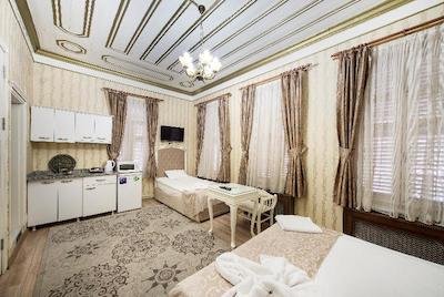 الهمبرا آپارت هتل