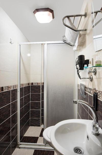 الهمبرا آپارت هتل