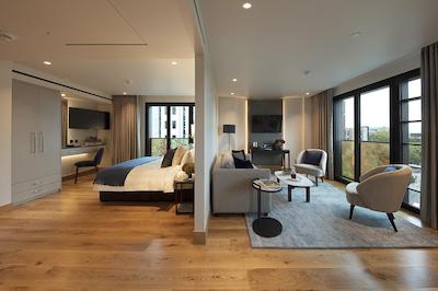 بلو تاور سویت هتل