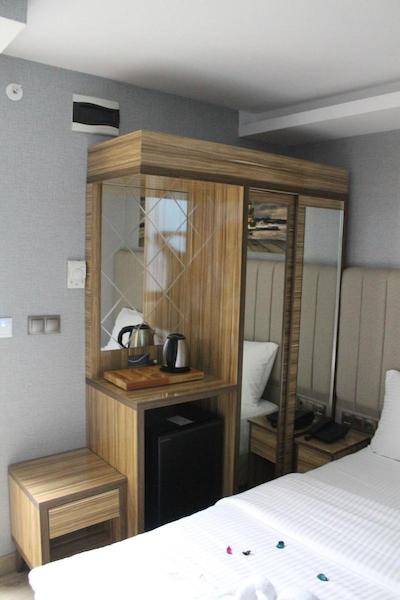 دم استانبول ایرپورت هتل