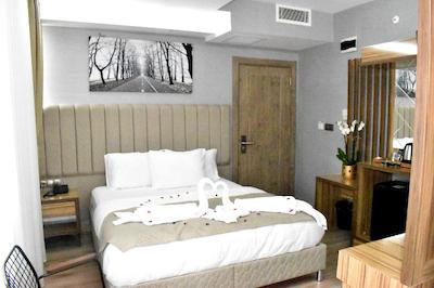 دم استانبول ایرپورت هتل