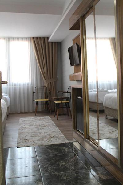 دم استانبول ایرپورت هتل