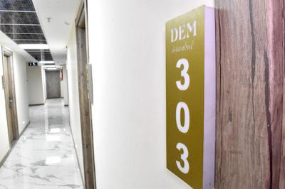 دم استانبول ایرپورت هتل