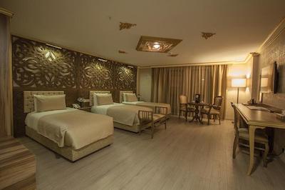 ایماپایر سویت هتل