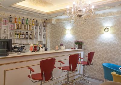 ایماپایر سویت هتل