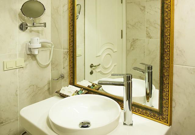 ایماپایر سویت هتل