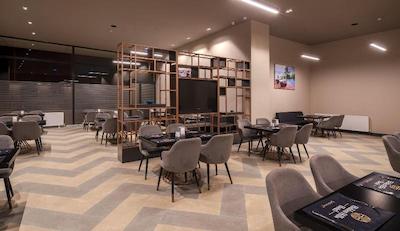 هیدن هیلز استانبول ایرپورت