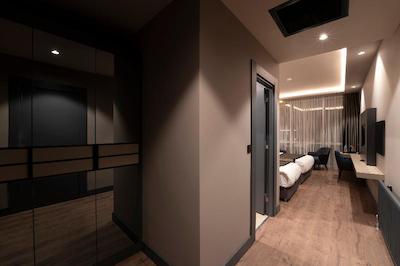 هیدن هیلز استانبول ایرپورت