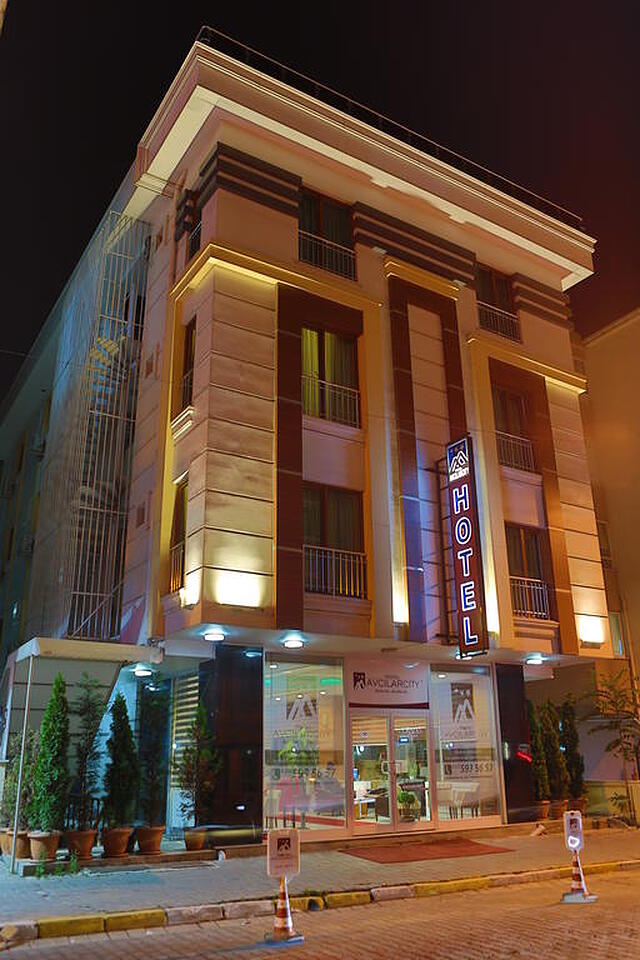هتل آوچیلار سیتی