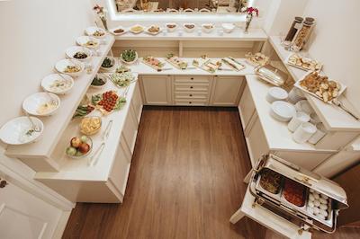 ایستان روم بای کیو