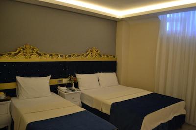 کنستانتیلوپلیس هتل