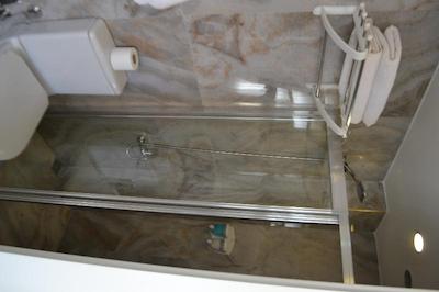 کنستانتیلوپلیس هتل