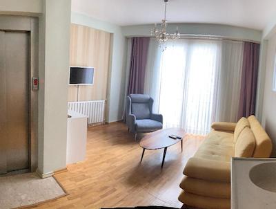 عمر سلطان سویتز