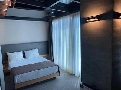 تریادا هتل کاراکوی