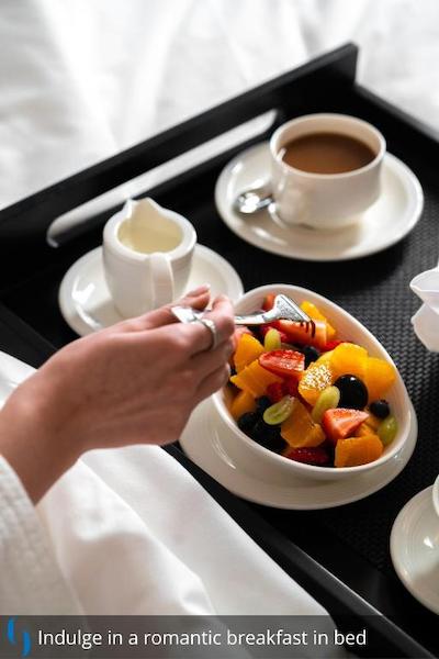 گرند کازموپولیتن هتل