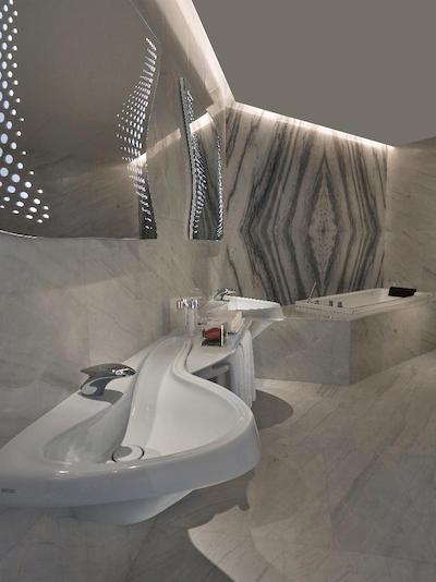 می دبی بای ملیا