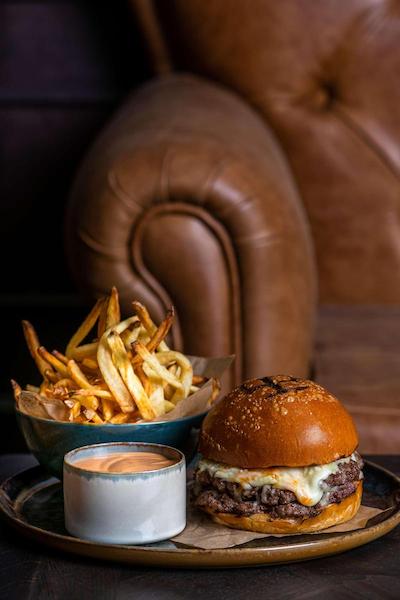 رادیسون بلو هتل دبی کانال ویو