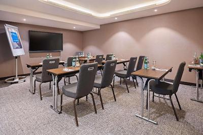 رادیسون بلو هتل دبی کانال ویو