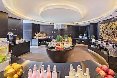 رادیسون بلو هتل دبی کانال ویو