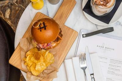 رادیسون بلو هتل دبی کانال ویو