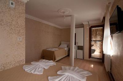 استانبول بادجت اتل