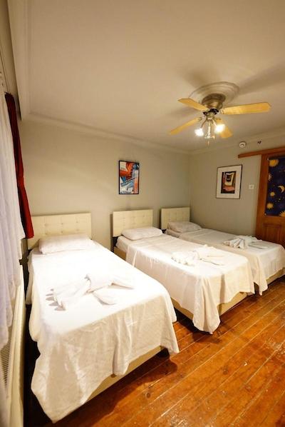 تکسیم گاردن هتل