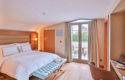 آدا سویتز نیشانتاشی