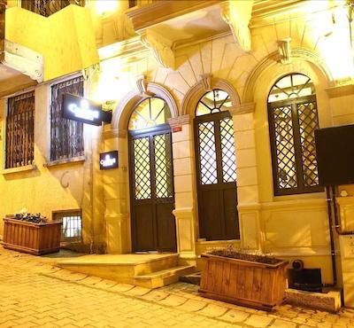 کالانت رزیدنس