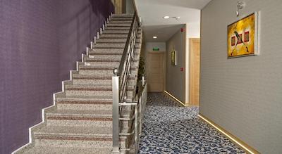 دمیر سویت هتل