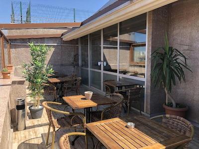 ارا پالاس هتل