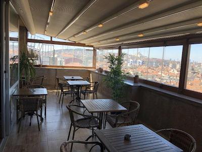 ارا پالاس هتل