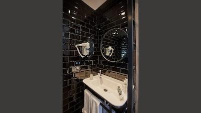 آوانتگارد هتل شیشلی