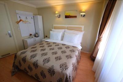 آدا هوم اس هتل تکسیم