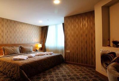 آرناوتکوی هاوس ایرپورت