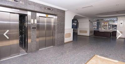 آرناوتکوی هاوس ایرپورت