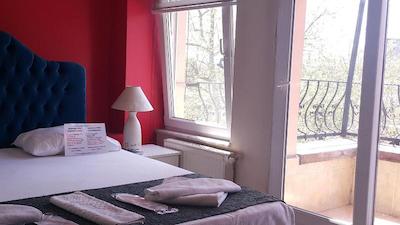 باربا رزا رزیدنس