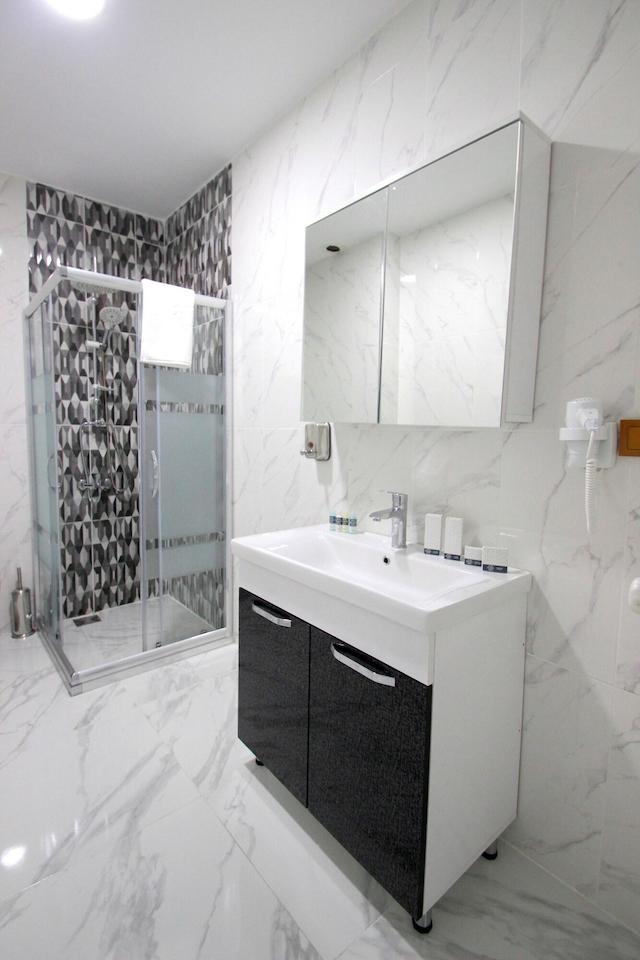 آوراسیا کویین هتل