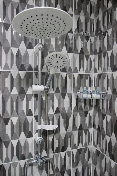 آوراسیا کویین هتل