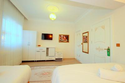 آوراسیا کویین هتل