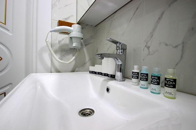 آوراسیا کویین هتل