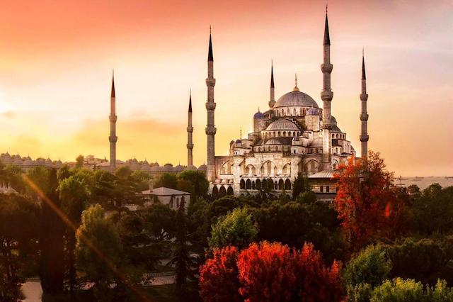 آوراسیا کویین هتل